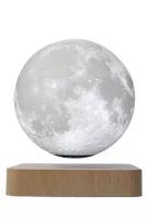 Левитирующая Луна 14 см на подставке светлое дерево