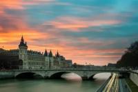 Фотообои "Мост в Париже" на бумажной основе с бумажным покрытием. Арт.P29144