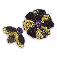 Клеvер Набор для вышивания бисером и пайетками Black patch Цветок и медовая пчела (АФ 19-081)