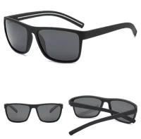 Солнцезащитные очки квадратные с текстурной дужкой черные/белые