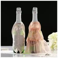 Украшение на шампанское "Свадебный вальс" персиковое