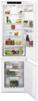 Холодильник Electrolux белый (двухкамерный)
