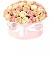 Розы из шоколада 101 шт. CHOCO STORY в Розовой Шляпной коробке: Белый, Оранжевый и Розовый Бельгийский шоколад, 1212 гр. SH101-R-BOR
