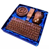 Шоколад ручной работы "Шоколадный набор "Компьютерщик""