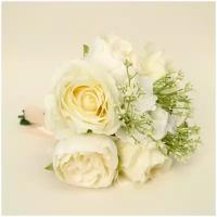 Букет-дублер "Ты прекрасна", белые розы